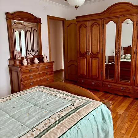 Aloe Semesterbostad Outeiro de Rei