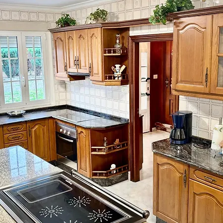 Aloe Semesterbostad *